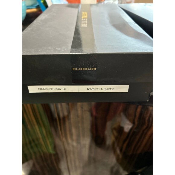 Belle Tress “Ground Theory” wig in color Bombshell Blonde-R new - Picture 9 of 9